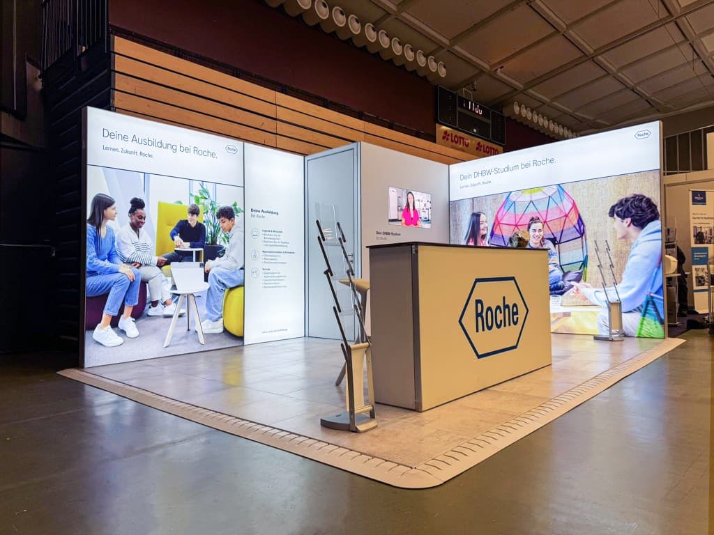 Roche Recruiting-Messe Stand